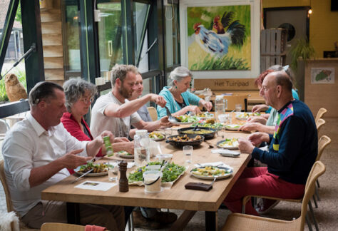 DCDeventer Aanschuiftafel Ulebelt Foto van Bert de Graaf via de Ulebelt 2